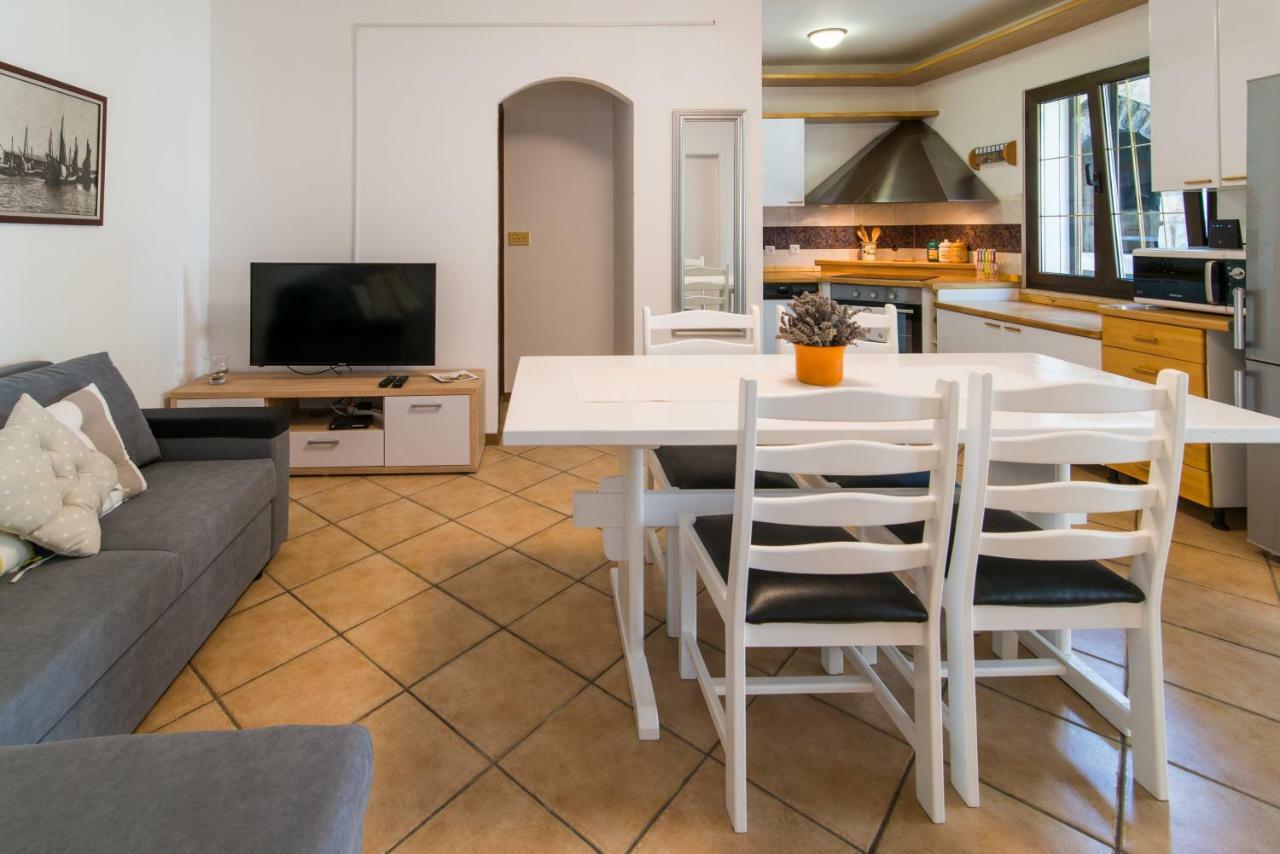 Apartman Babic Krk Town Buitenkant foto