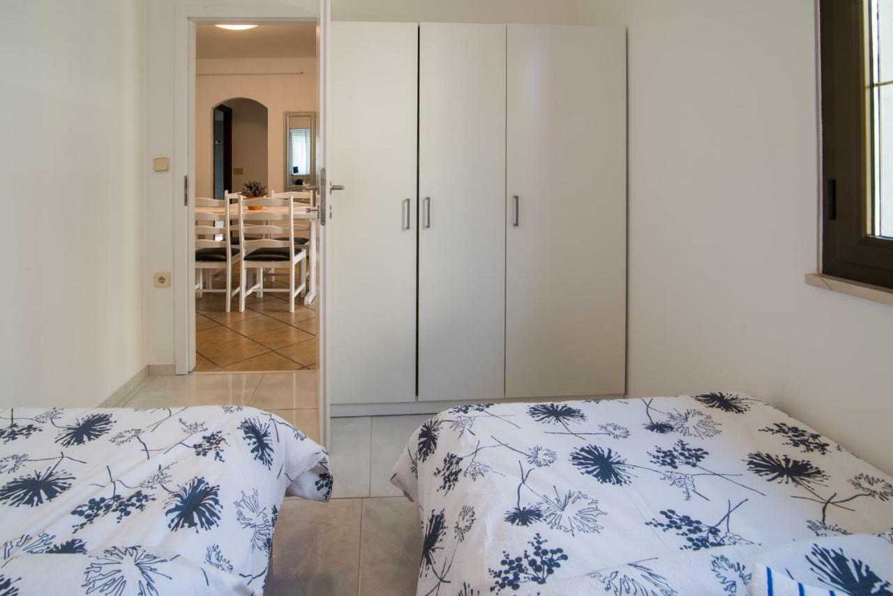Apartman Babic Krk Town Buitenkant foto